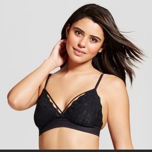 Xhilaration Strappy Lace Triangle Bralette NWOT